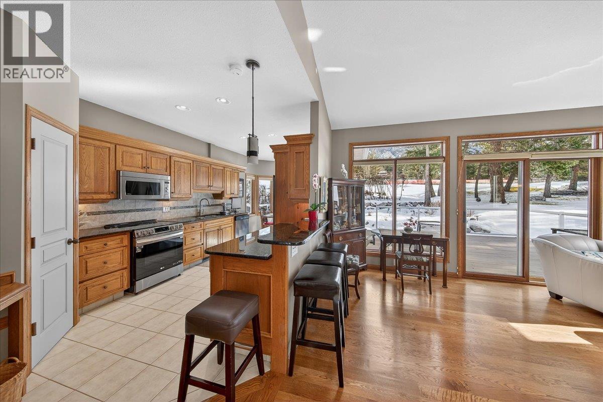 5132 Riverview Crescent, Fairmont Hot Springs, British Columbia  V0B 1L1 - Photo 12 - 10377071