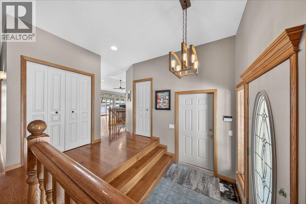 5132 Riverview Crescent, Fairmont Hot Springs, British Columbia  V0B 1L1 - Photo 5 - 10377071