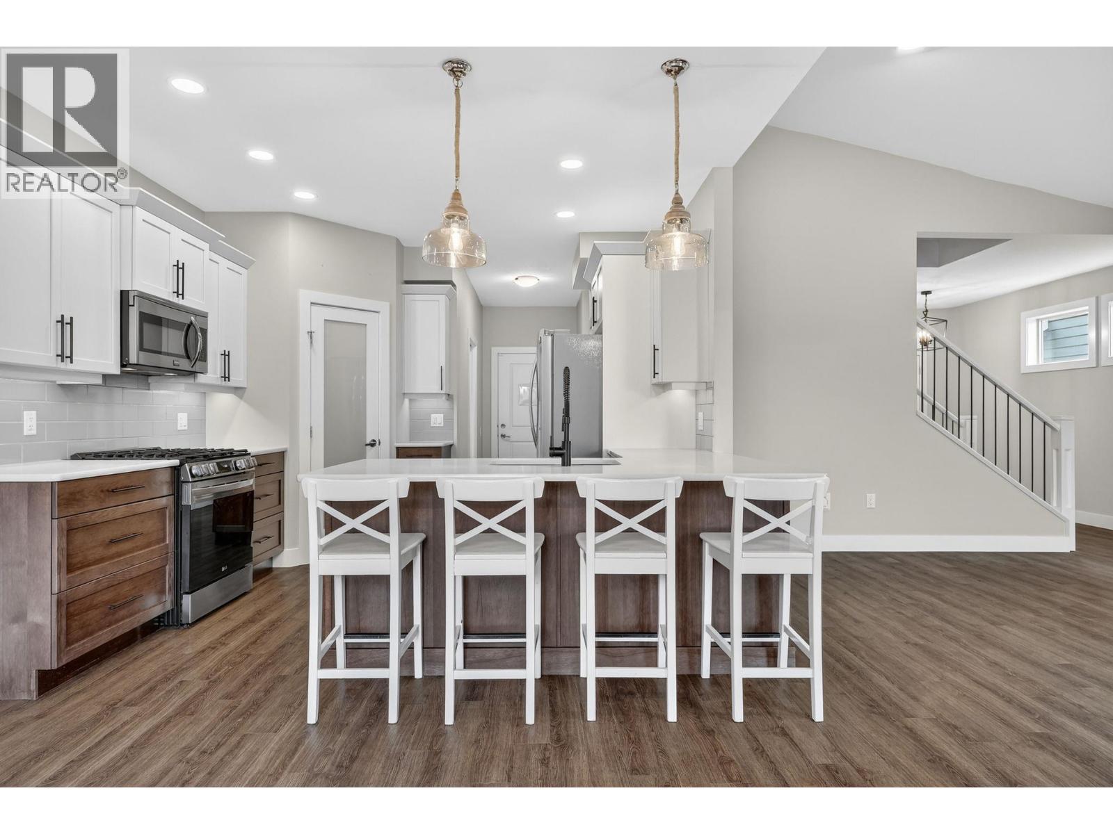 2312 Nordstrom Avenue, Armstrong, British Columbia  V0E 1B8 - Photo 11 - 10376892