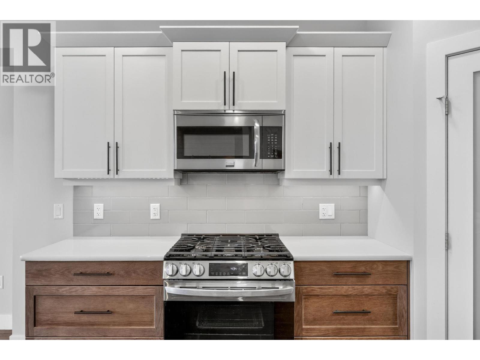 2312 Nordstrom Avenue, Armstrong, British Columbia  V0E 1B8 - Photo 13 - 10376892