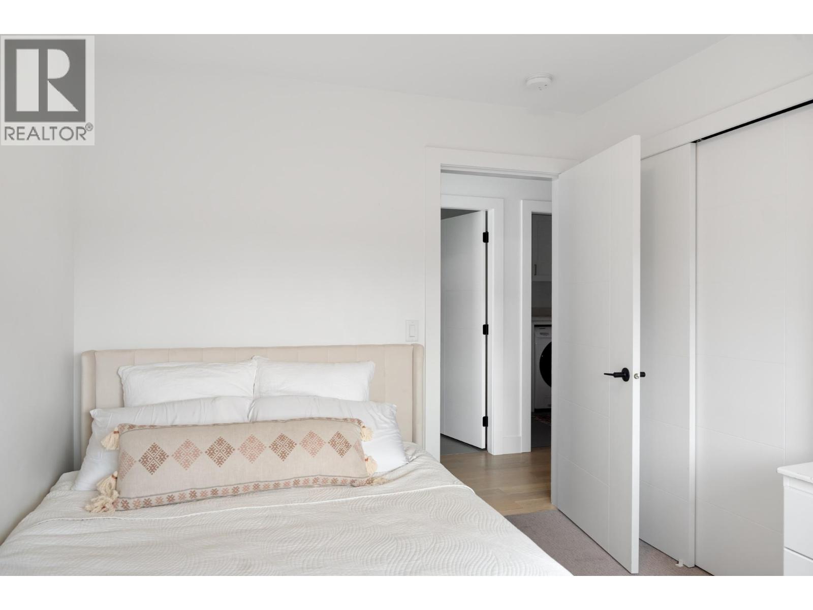 2481 Ethel Street, Kelowna, British Columbia  V1Y 3A4 - Photo 18 - 10376720