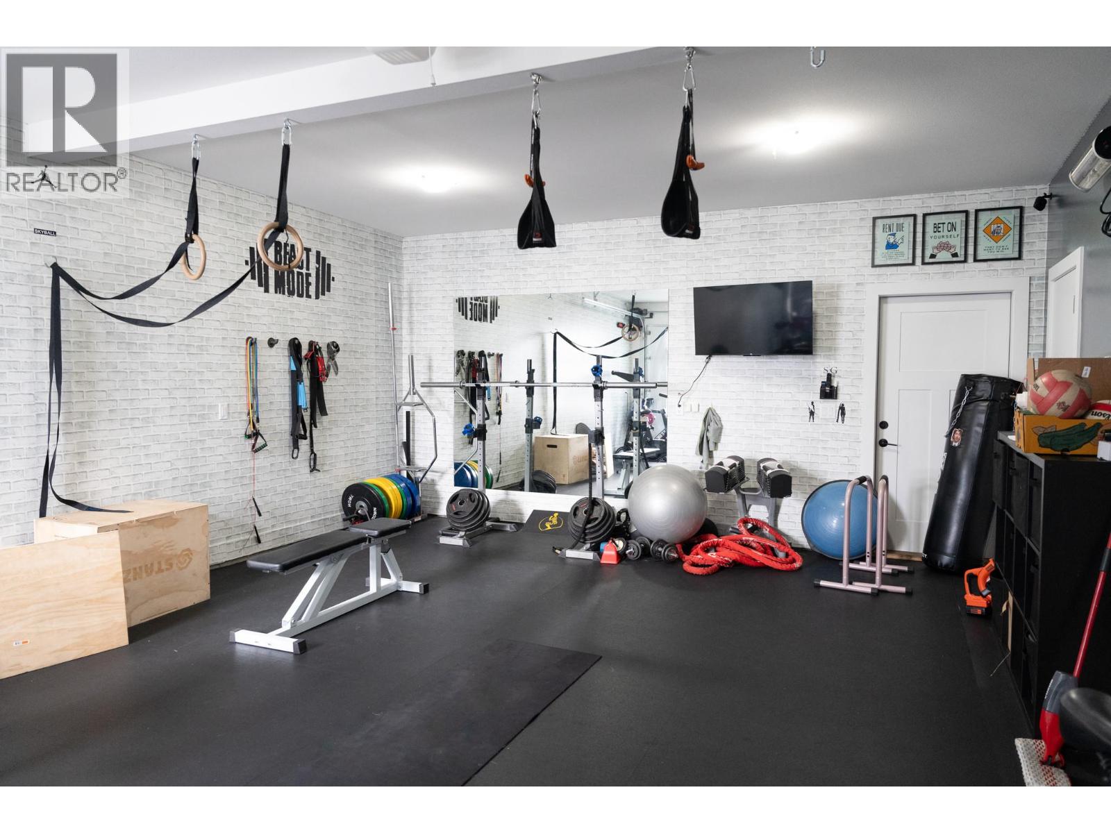 2481 Ethel Street, Kelowna, British Columbia  V1Y 3A4 - Photo 34 - 10376720