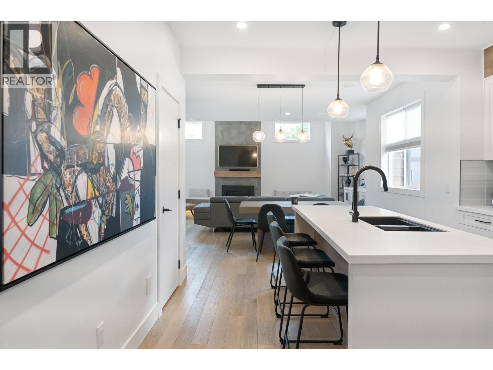 2481 Ethel Street, Kelowna, British Columbia  V1Y 3A4 - Photo 9 - 10376720