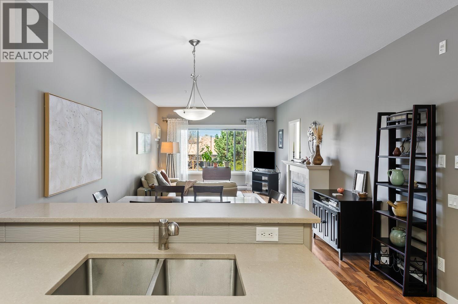 688 Lequime Road Unit# 201, Kelowna, British Columbia  V1W 1A6 - Photo 9 - 10377054