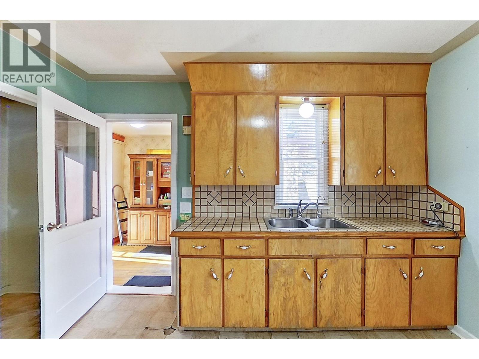 1260 Highway 33, Kelowna, British Columbia  V1P 1M1 - Photo 15 - 10376871