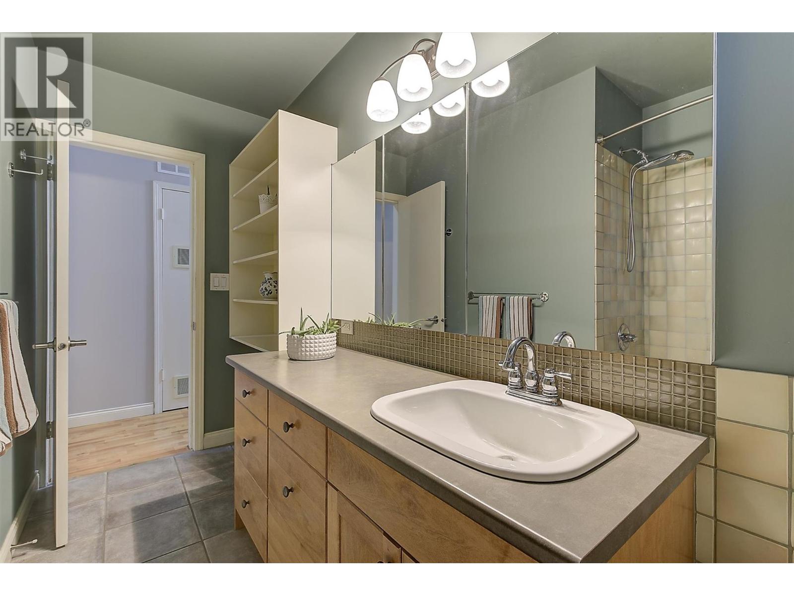 1122 Stockwell Avenue, Kelowna, British Columbia  V1Y 6W6 - Photo 22 - 10377365