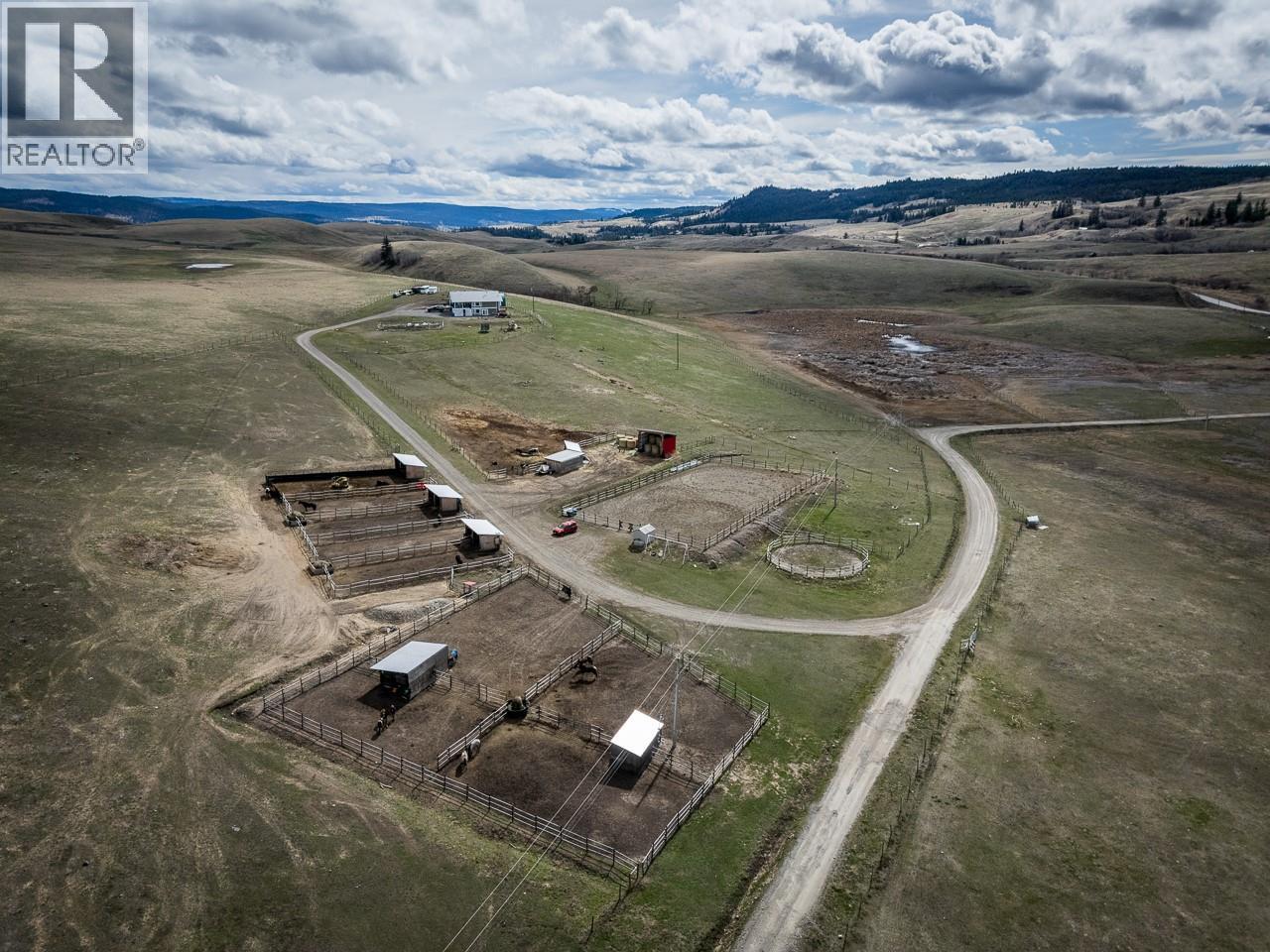 3650 Princeton Kamloops Highway, Kamloops, British Columbia  V0E 2A0 - Photo 1 - 10377421