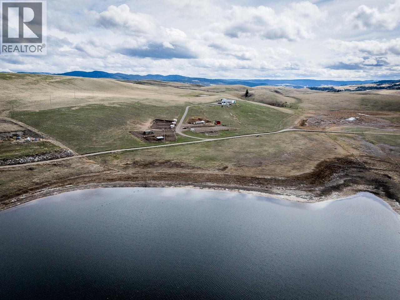 3650 Princeton Kamloops Highway, Kamloops, British Columbia  V0E 2A0 - Photo 37 - 10377421