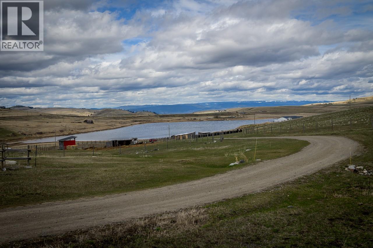 3650 Princeton Kamloops Highway, Kamloops, British Columbia  V0E 2A0 - Photo 52 - 10377421