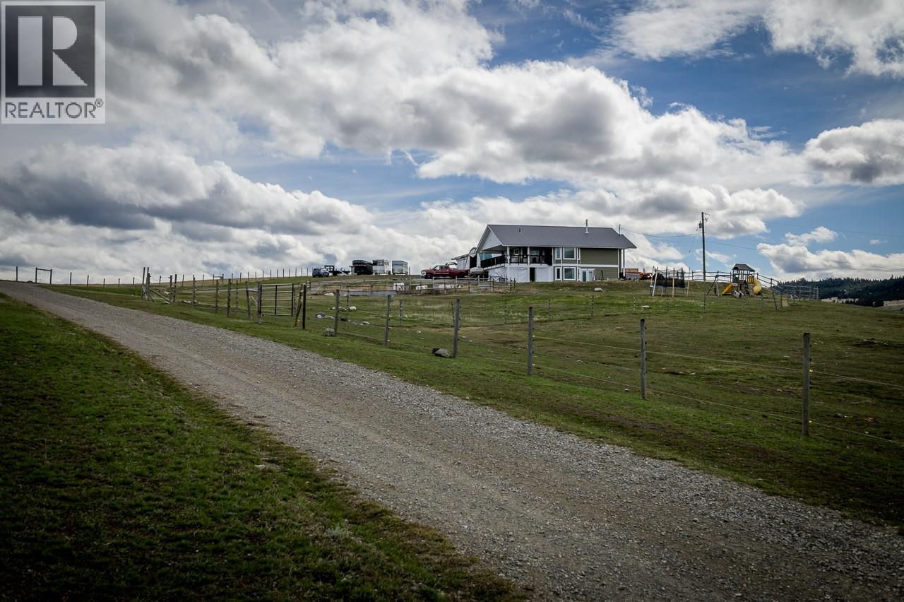 3650 Princeton Kamloops Highway, Kamloops, British Columbia  V0E 2A0 - Photo 54 - 10377421