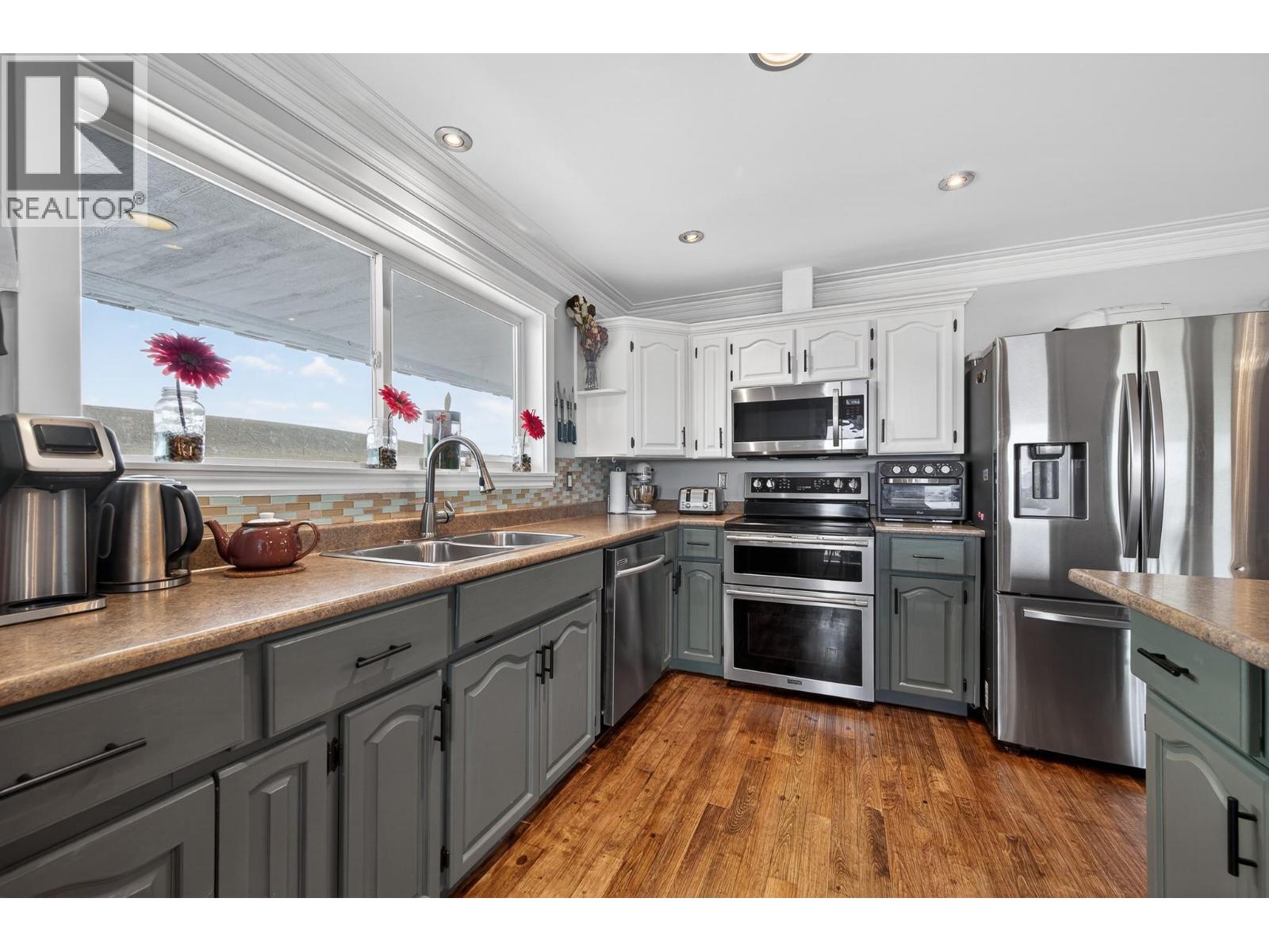 3650 Princeton Kamloops Highway, Kamloops, British Columbia  V0E 2A0 - Photo 9 - 10377421