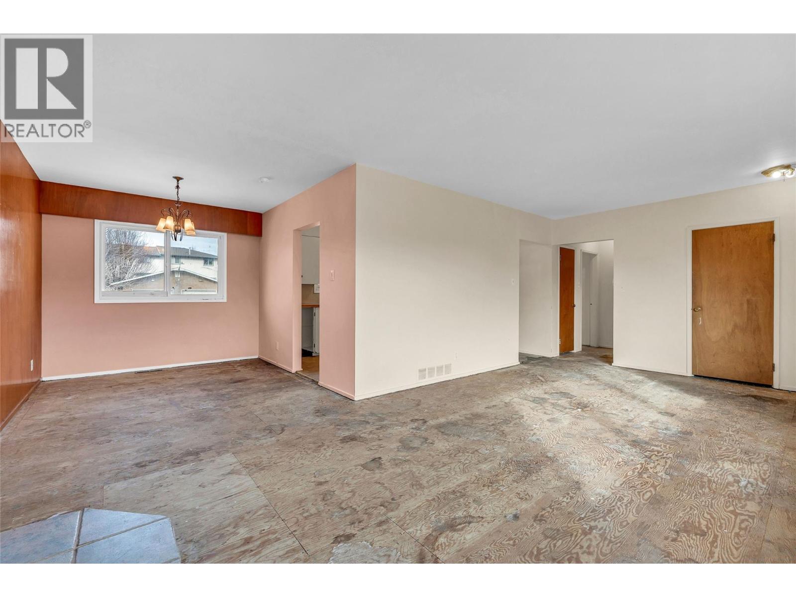 711 Nelson Avenue, Penticton, British Columbia  V2A 6J7 - Photo 10 - 10377398