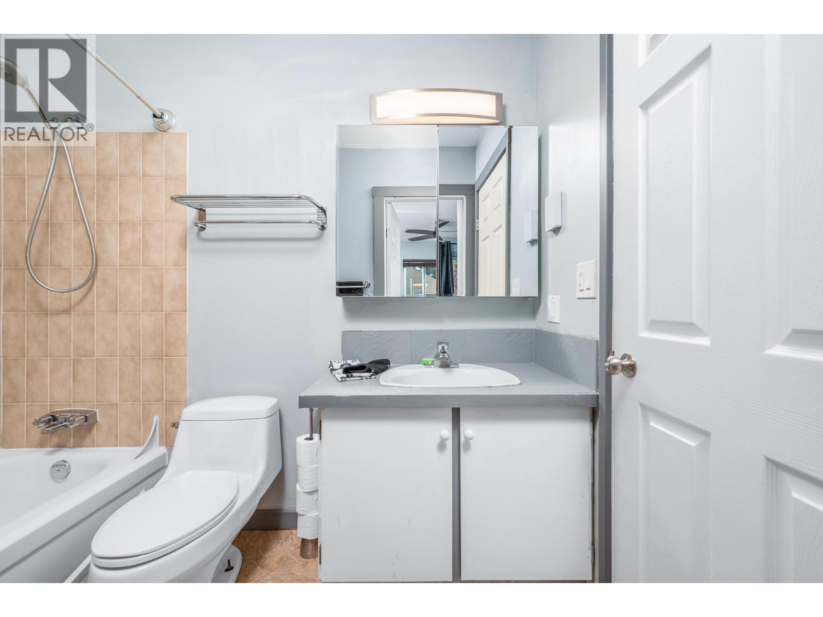 5300 25 Avenue Unit# 8, Vernon, British Columbia  V1T 6R4 - Photo 14 - 10377141