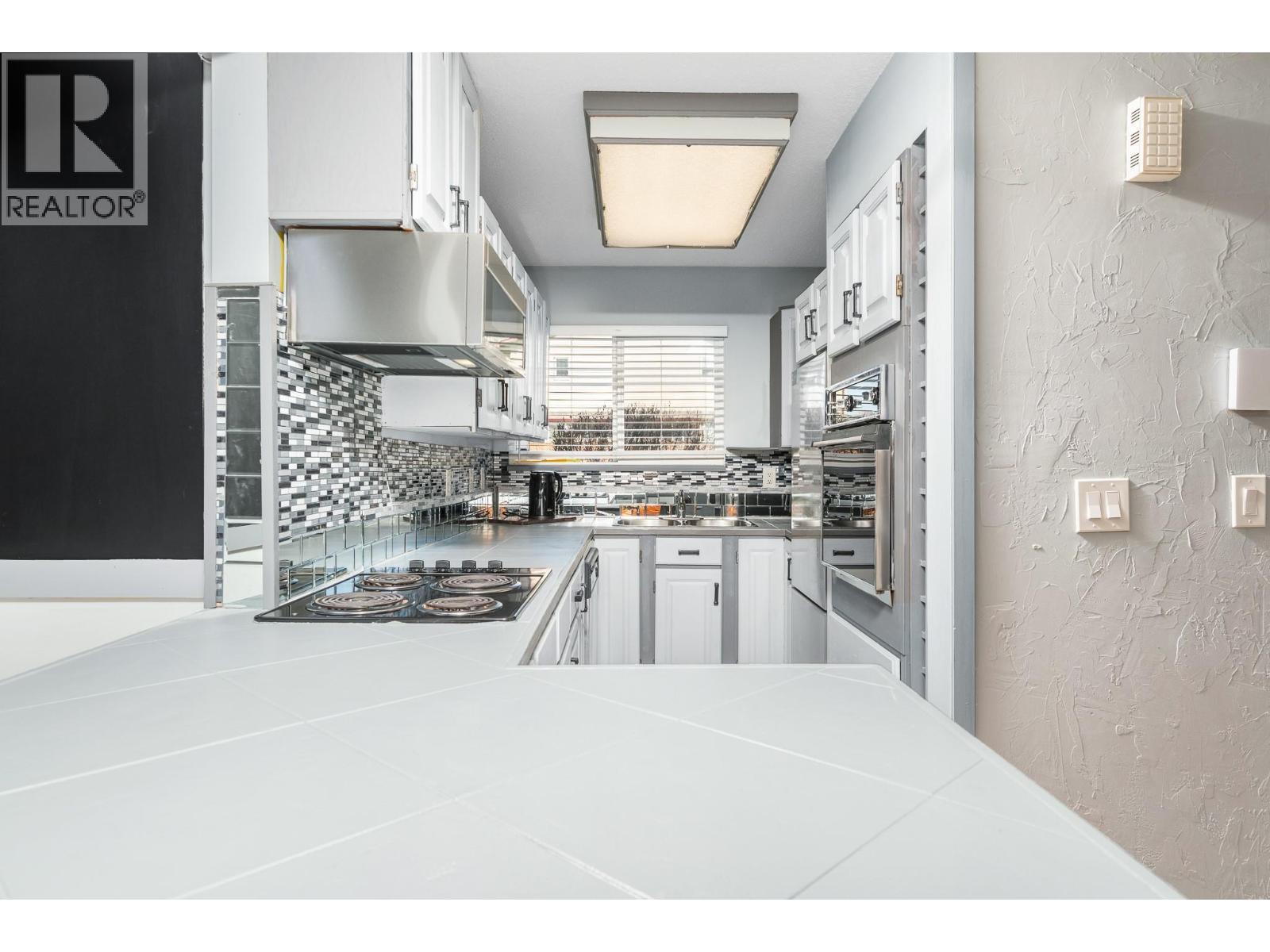 5300 25 Avenue Unit# 8, Vernon, British Columbia  V1T 6R4 - Photo 6 - 10377141