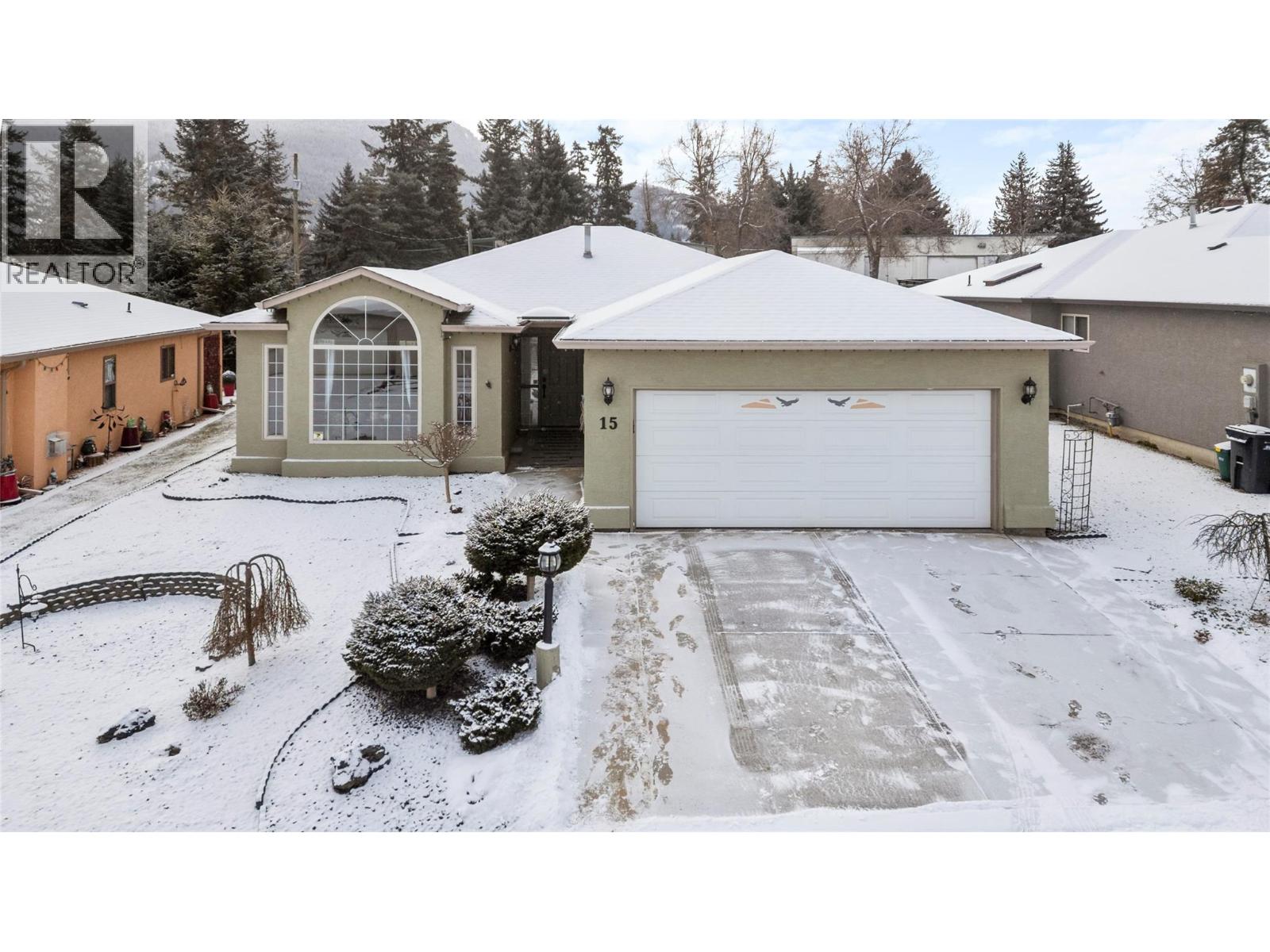 2595 Catherine Place Unit# 15, Armstrong, British Columbia  V4Y 2A4 - Photo 1 - 10376802