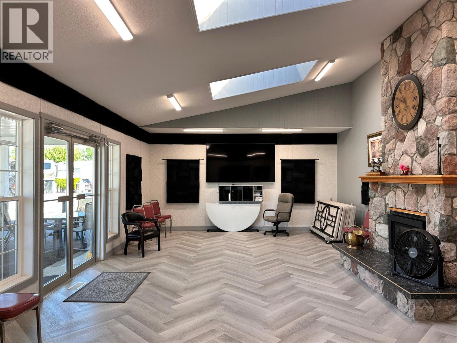 8000 Highland Road Lot# 15, Vernon, British Columbia  V1B 3W5 - Photo 18 - 10376807