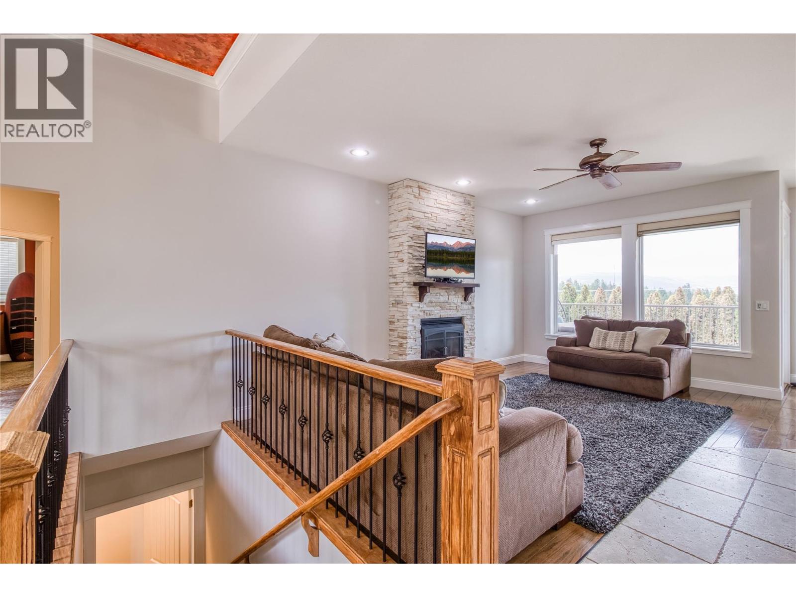 1084 Hume Avenue, Kelowna, British Columbia  V1P 1P2 - Photo 31 - 10377392