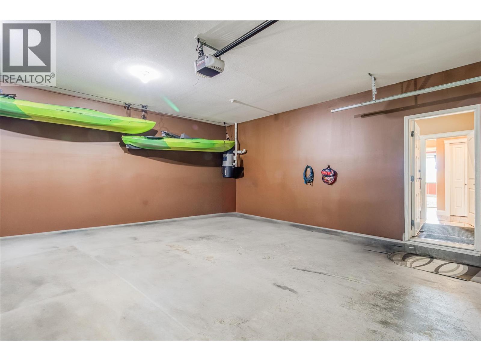 1084 Hume Avenue, Kelowna, British Columbia  V1P 1P2 - Photo 56 - 10377392