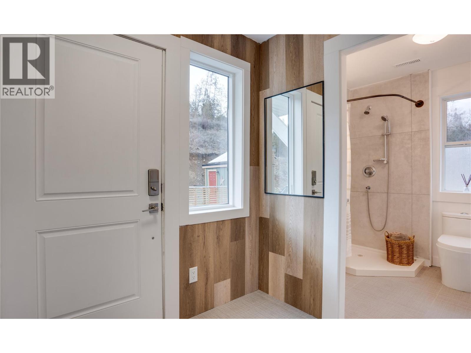 878 Deep Creek Road Unit# A, Enderby, British Columbia  V0E 1V3 - Photo 6 - 10377185