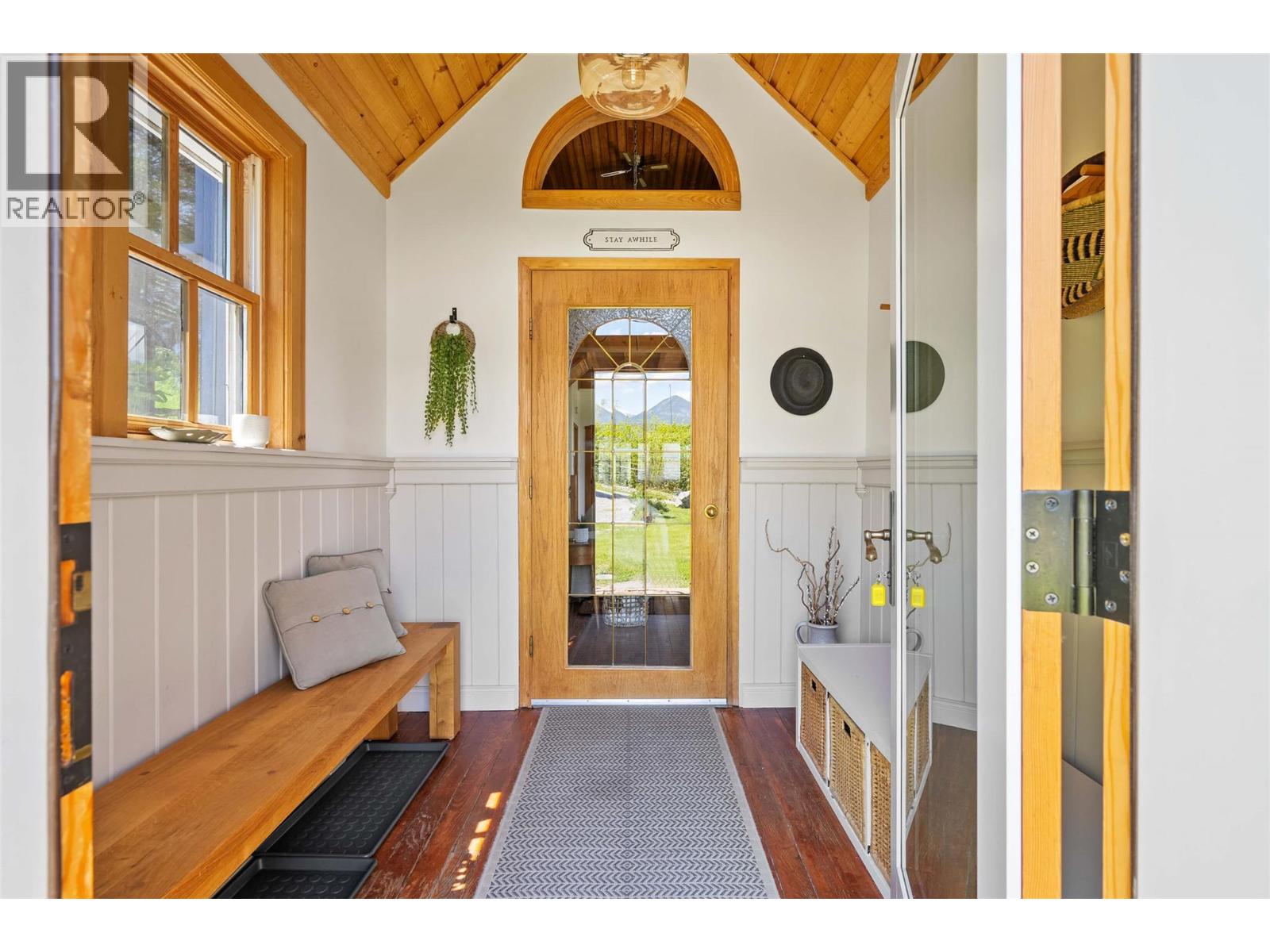 9211 West Avenue, Wilmer, British Columbia  V0A 1K5 - Photo 33 - 10377148