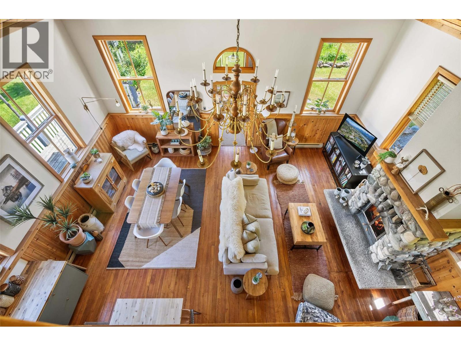 9211 West Avenue, Wilmer, British Columbia  V0A 1K5 - Photo 4 - 10377148