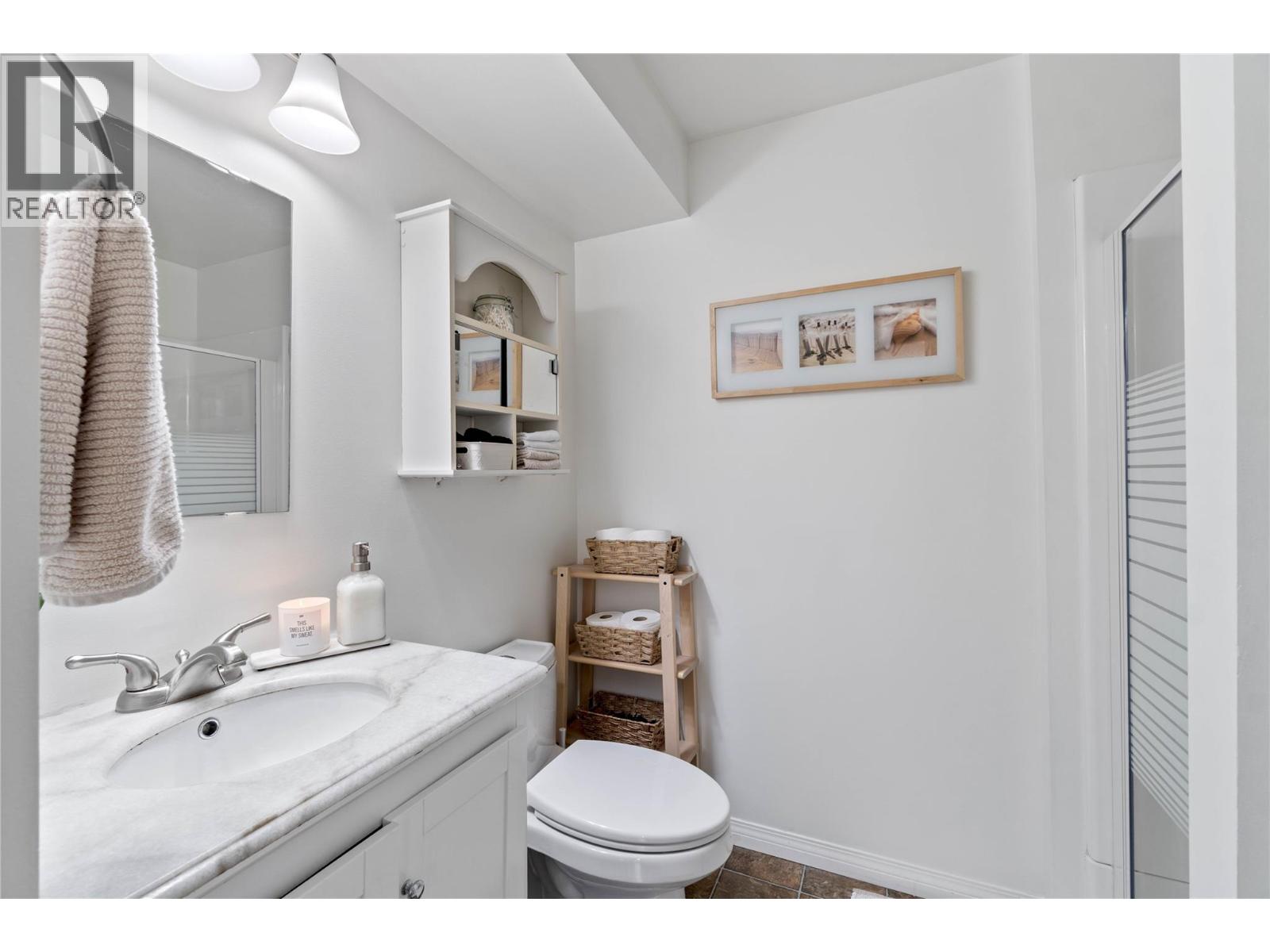 1077 Desmond Place, Kamloops, British Columbia  V2B 5L2 - Photo 19 - 10369826