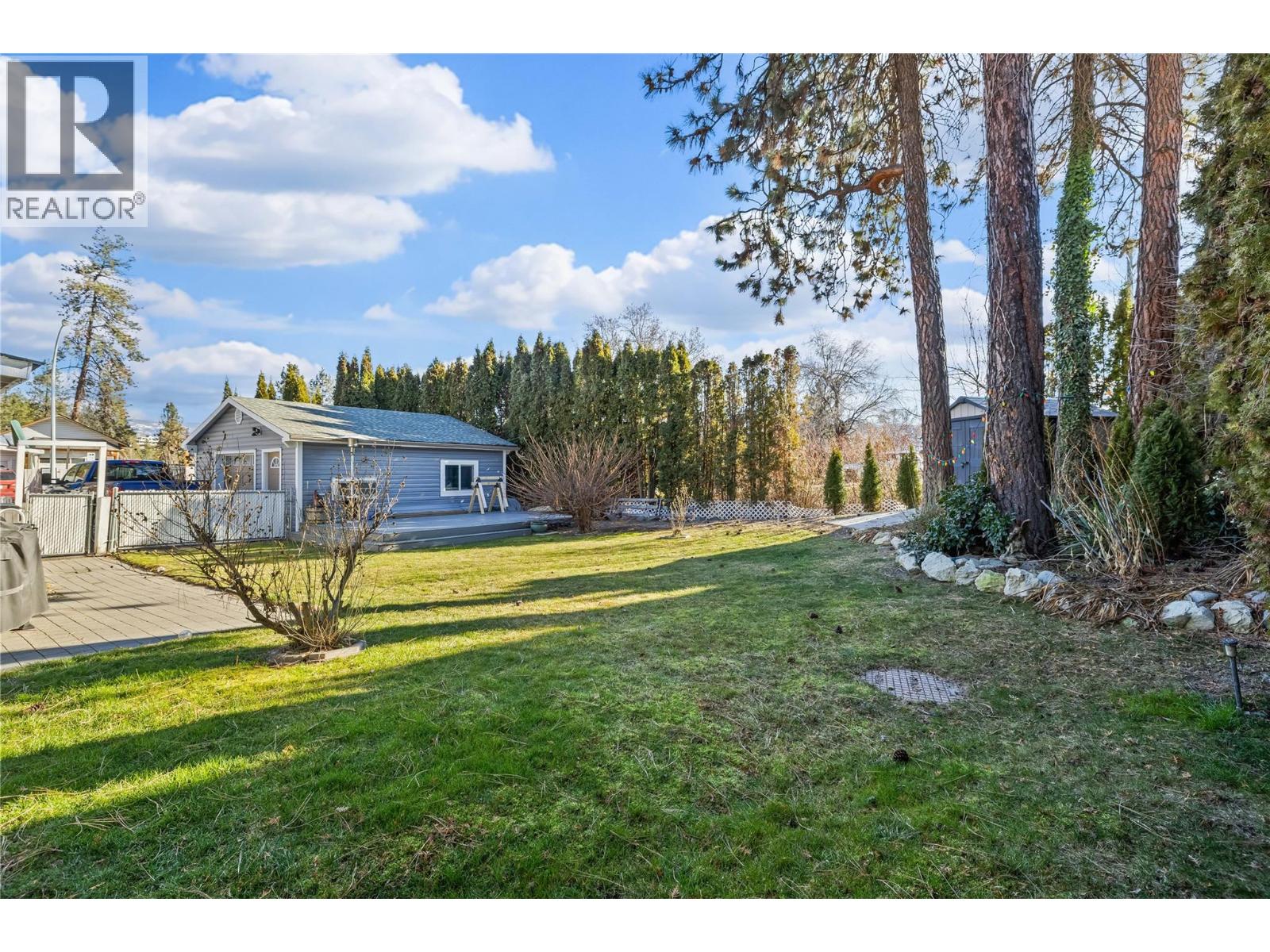 1999 97 Highway S Unit# 266, West Kelowna, British Columbia  V1Z 1B2 - Photo 12 - 10377395