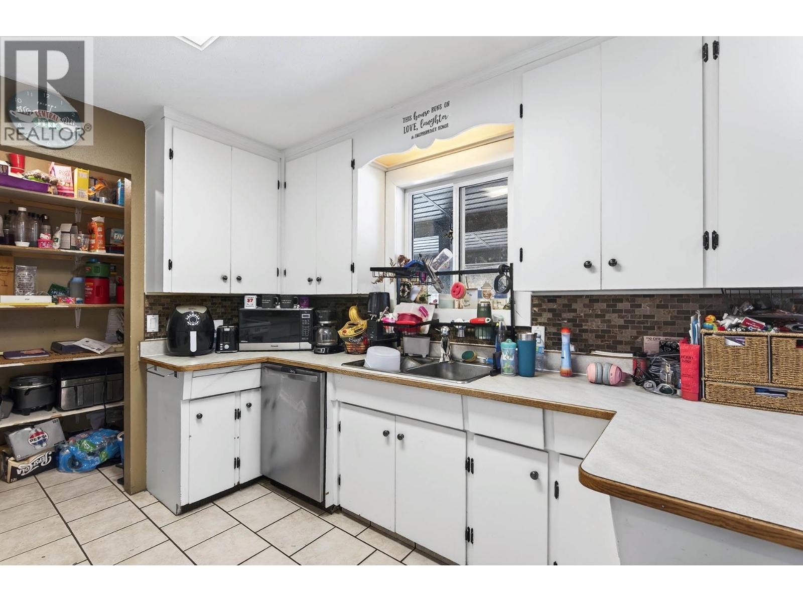 1050 Scott Drive, Clearwater, British Columbia  V0E 1N2 - Photo 3 - 10377091