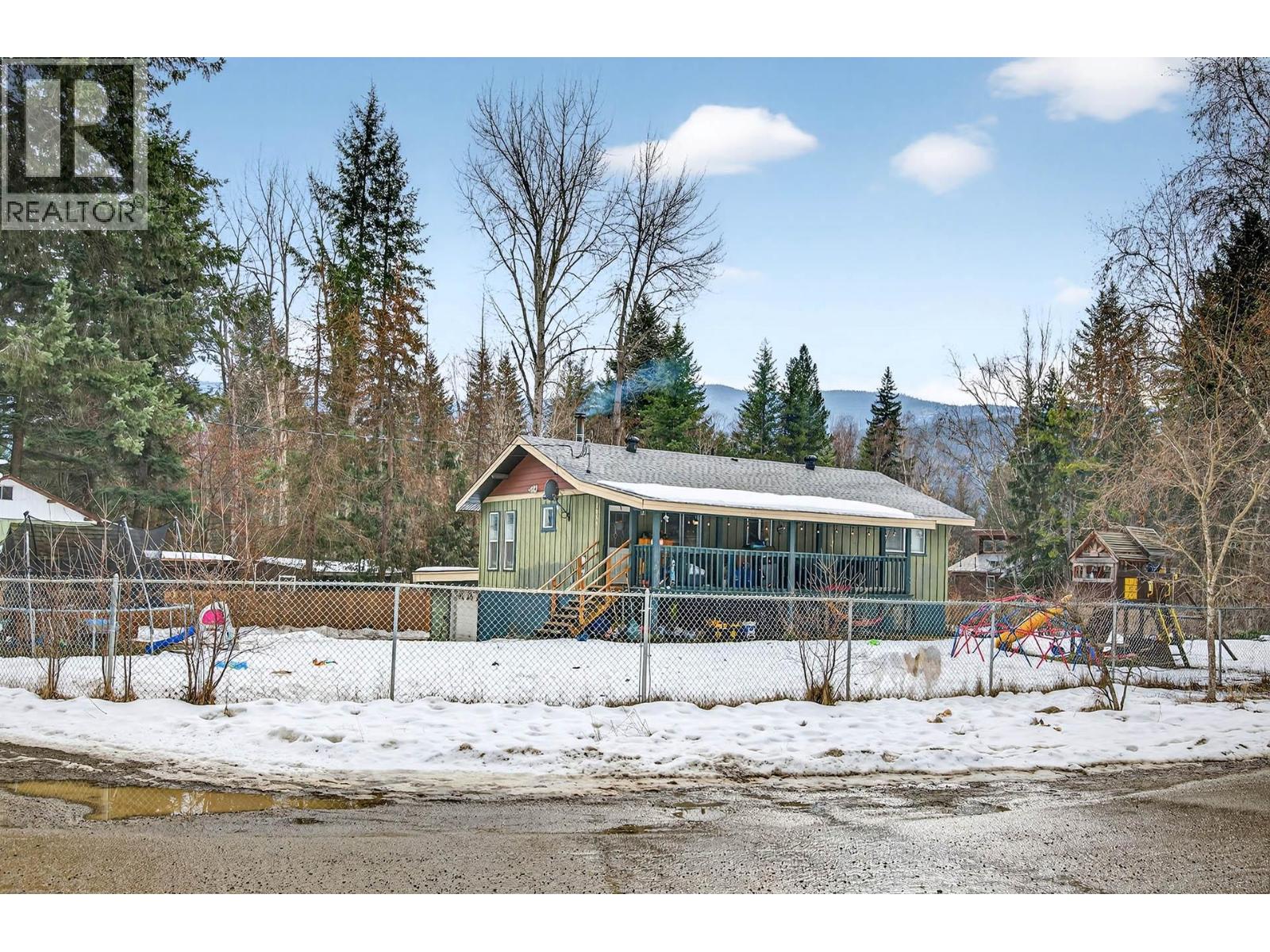 1050 Scott Drive, Clearwater, British Columbia  V0E 1N2 - Photo 36 - 10377091