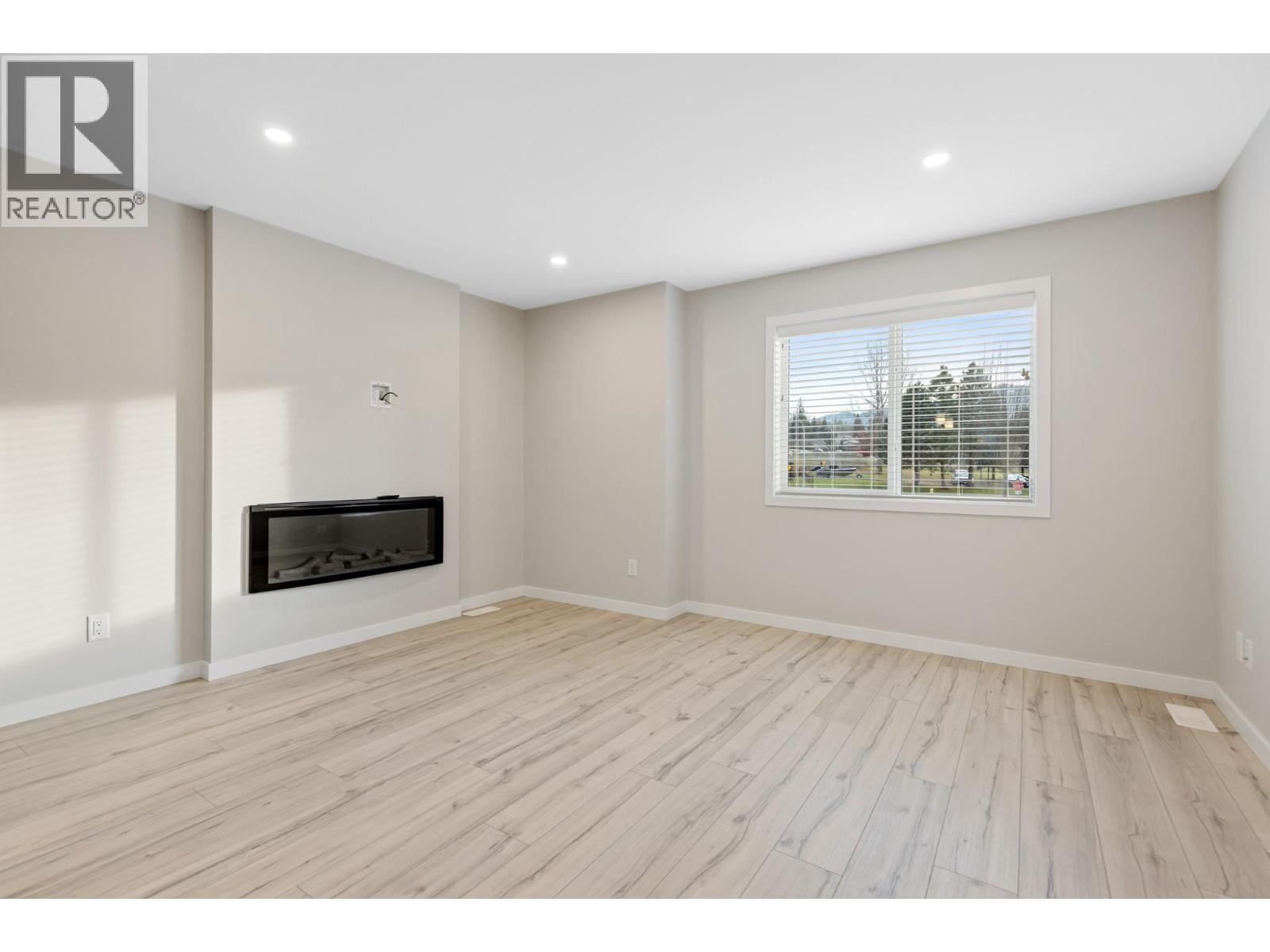 2081 11 Avenue Ne Unit# 1, Salmon Arm, British Columbia  V1E 0G1 - Photo 10 - 10377207