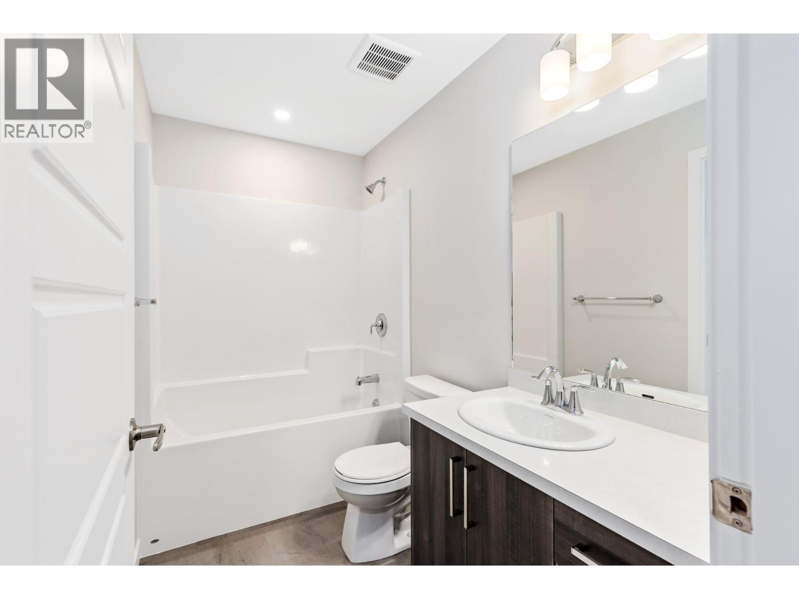 2081 11 Avenue Ne Unit# 1, Salmon Arm, British Columbia  V1E 0G1 - Photo 15 - 10377207