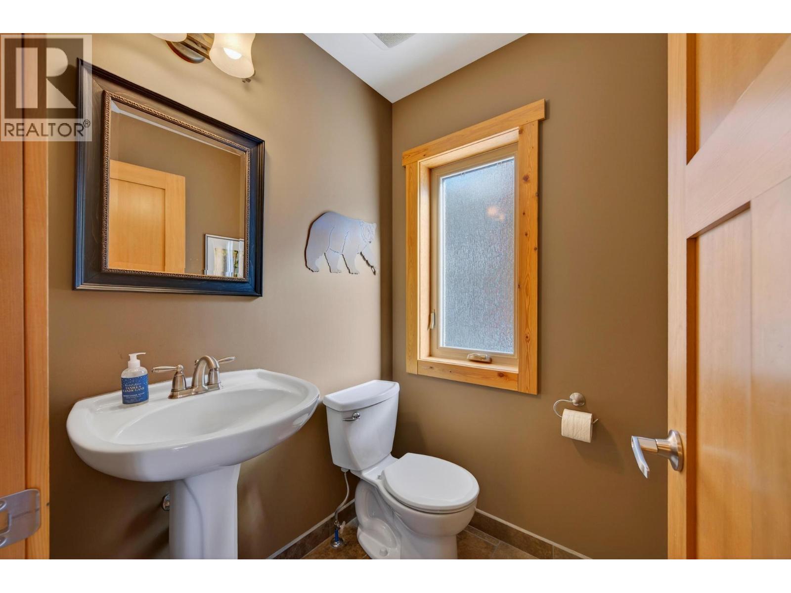 1417 Granite Drive, Golden, British Columbia  V0A 1H3 - Photo 13 - 10377381