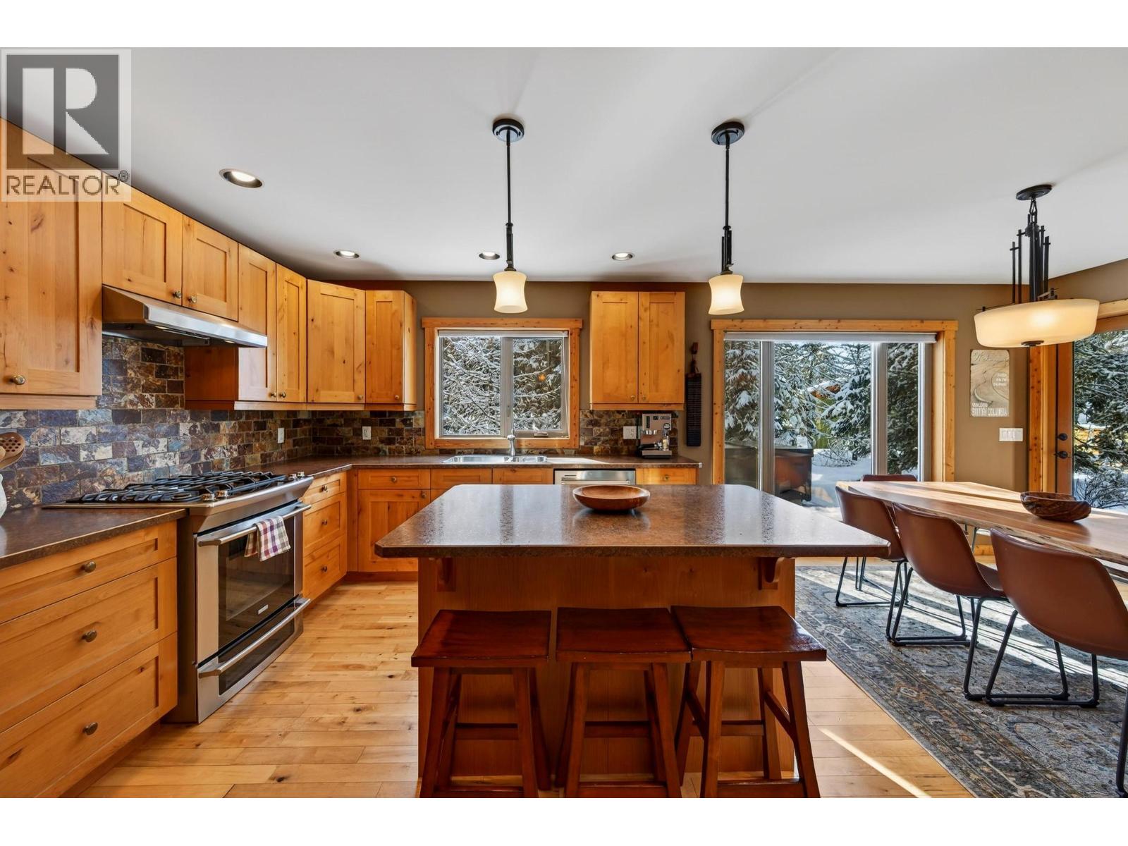 1417 Granite Drive, Golden, British Columbia  V0A 1H3 - Photo 3 - 10377381