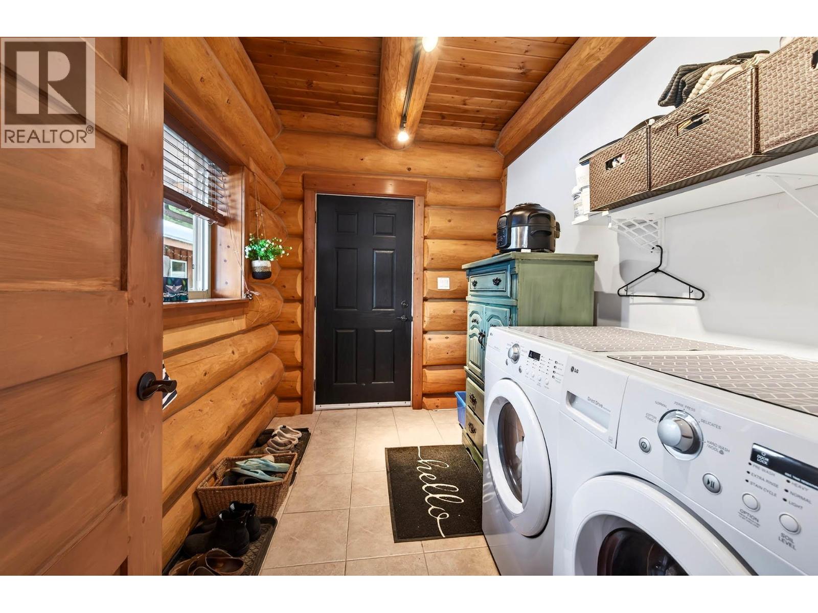 165 Ogden Road, Clearwater, British Columbia  V0E 1N1 - Photo 10 - 10377102