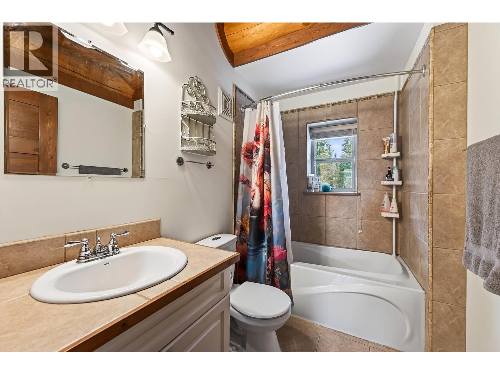 165 Ogden Road, Clearwater, British Columbia  V0E 1N1 - Photo 11 - 10377102