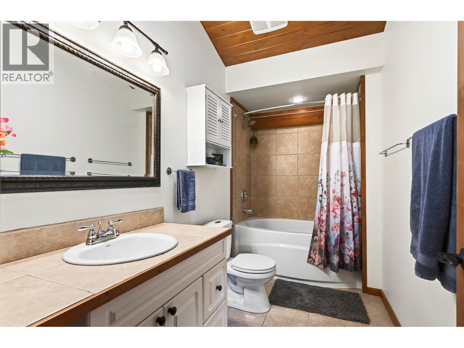 165 Ogden Road, Clearwater, British Columbia  V0E 1N1 - Photo 18 - 10377102