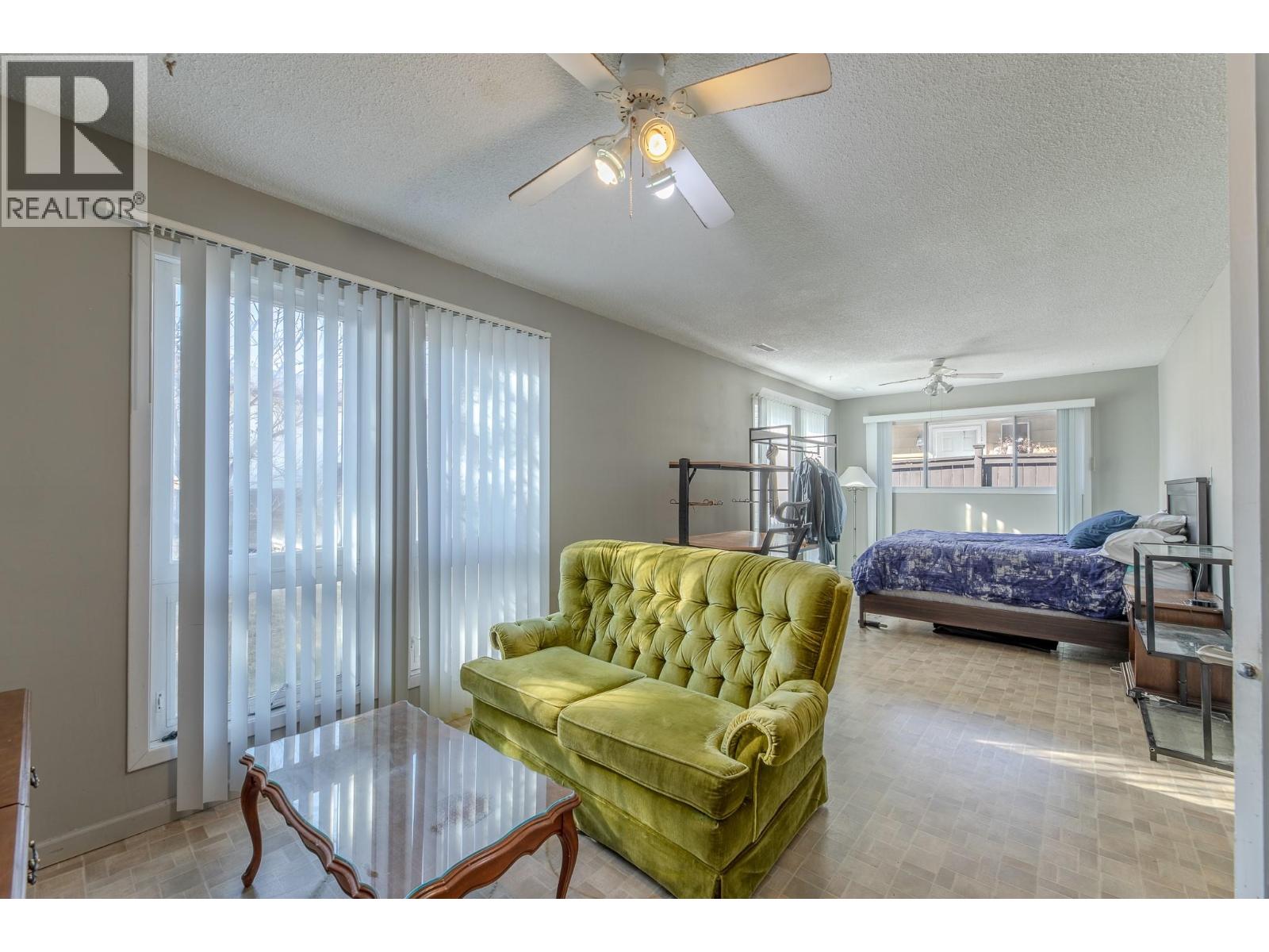 376 Green Avenue W, Penticton, British Columbia  V2A 3T3 - Photo 10 - 10377451