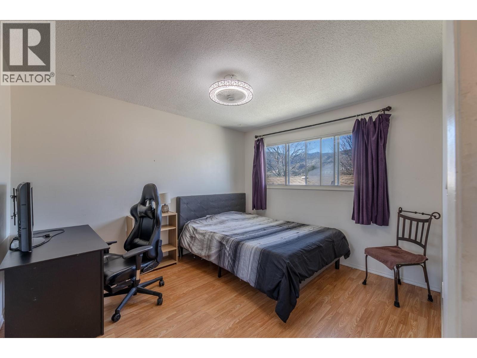 376 Green Avenue W, Penticton, British Columbia  V2A 3T3 - Photo 12 - 10377451