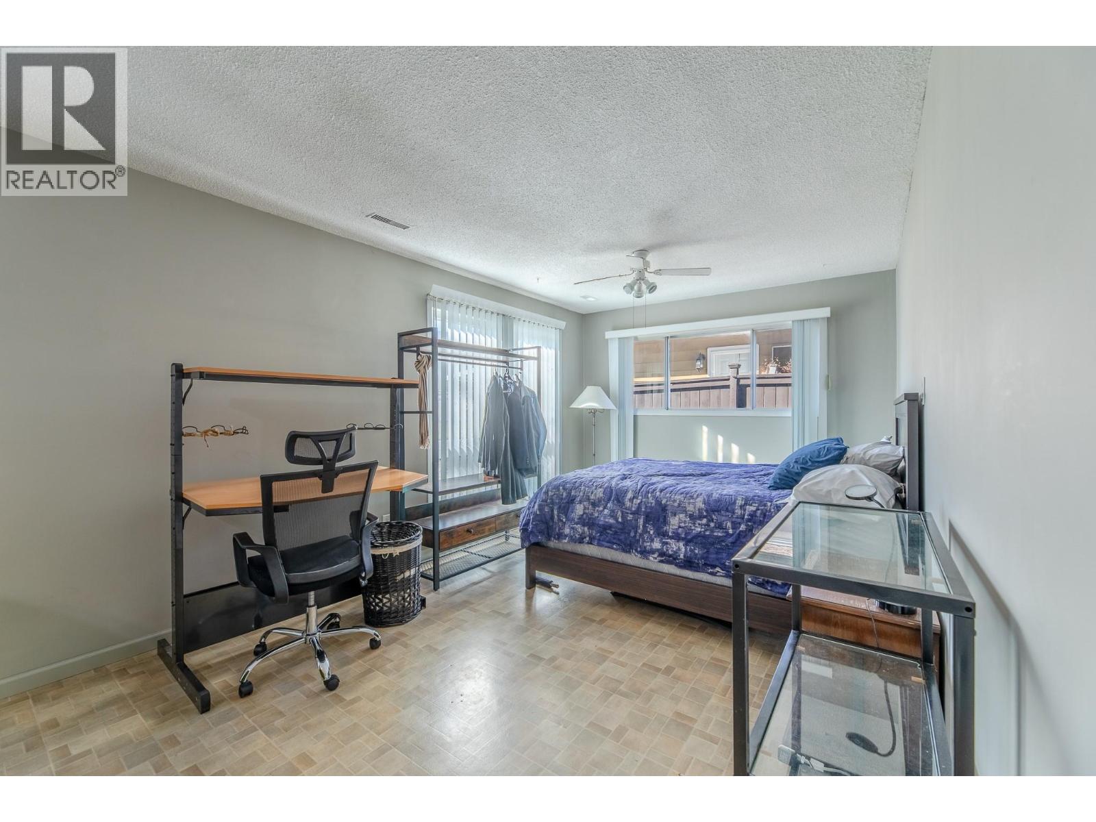 376 Green Avenue W, Penticton, British Columbia  V2A 3T3 - Photo 8 - 10377451