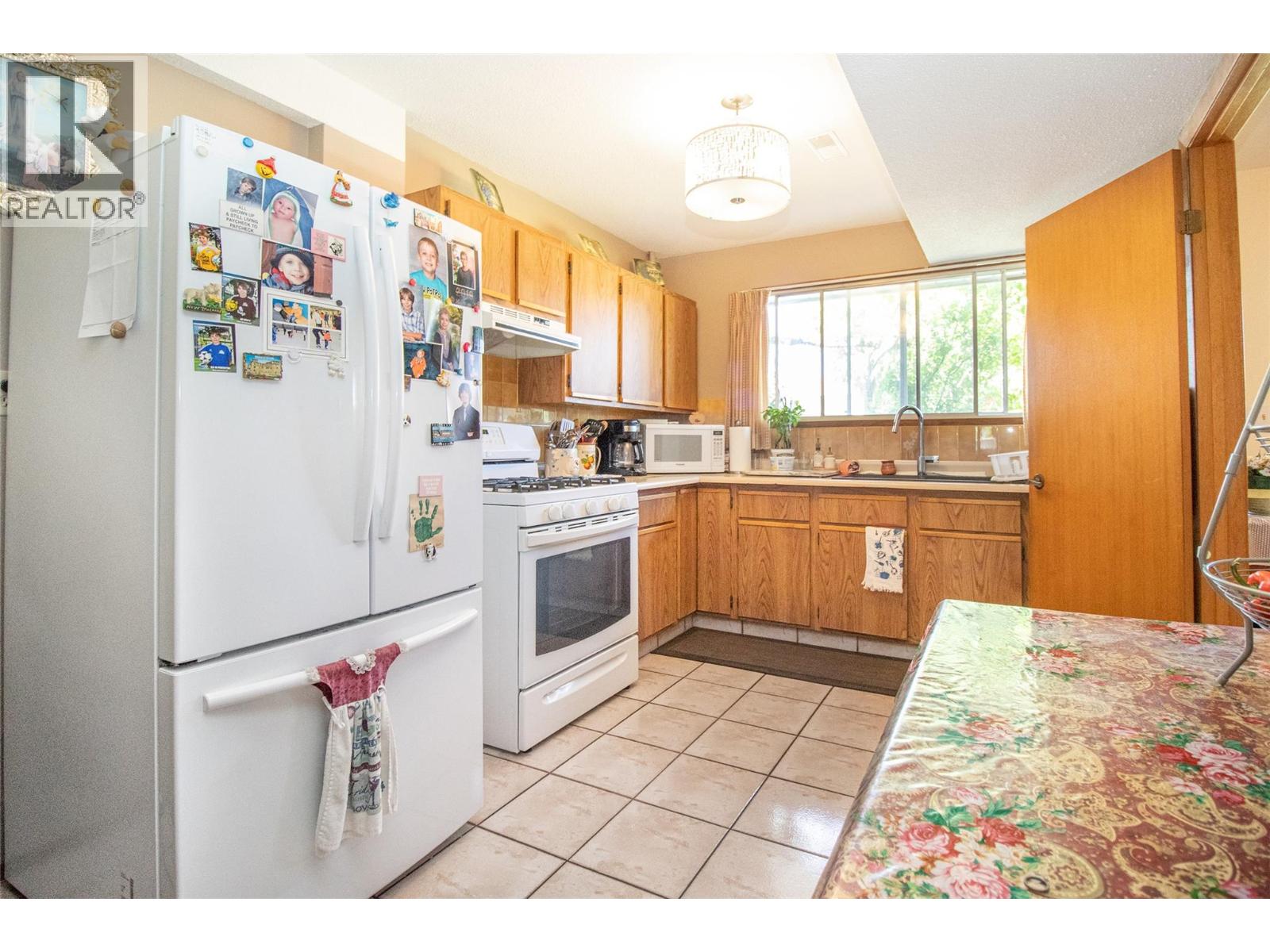 532 O'keefe Court, Kelowna, British Columbia  V1X 6B1 - Photo 26 - 10377433