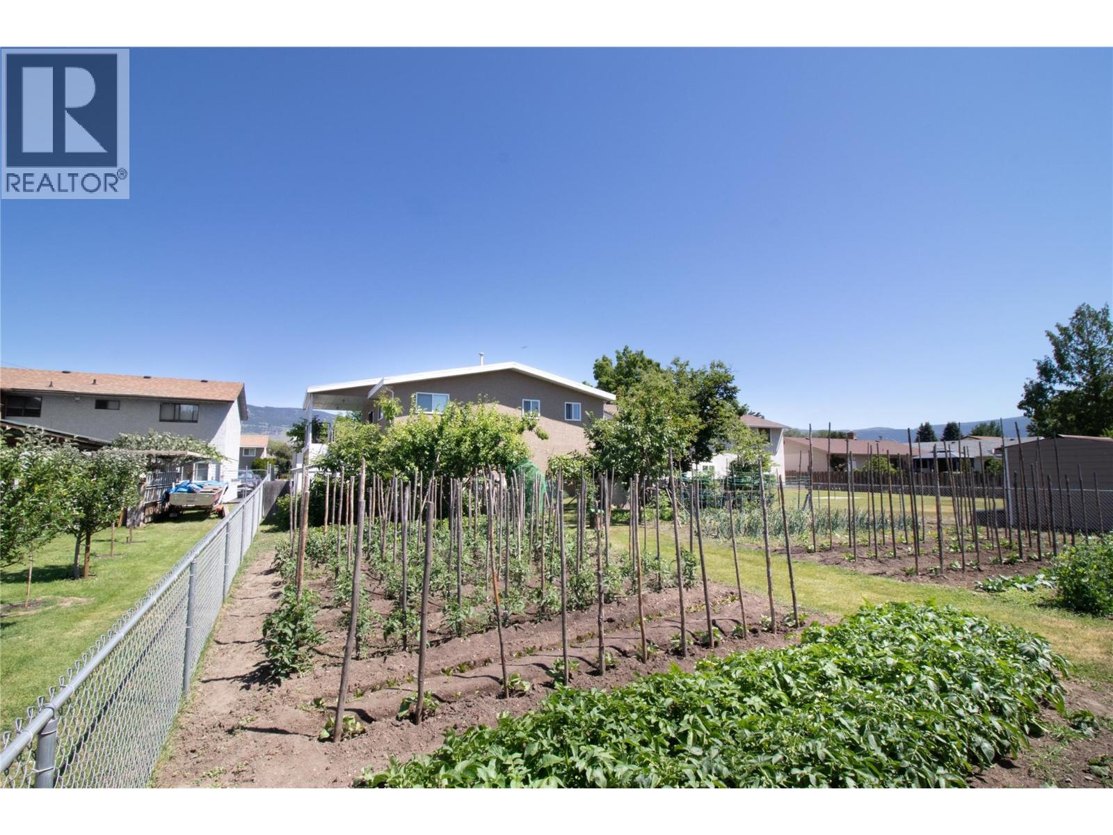 532 O'keefe Court, Kelowna, British Columbia  V1X 6B1 - Photo 39 - 10377433