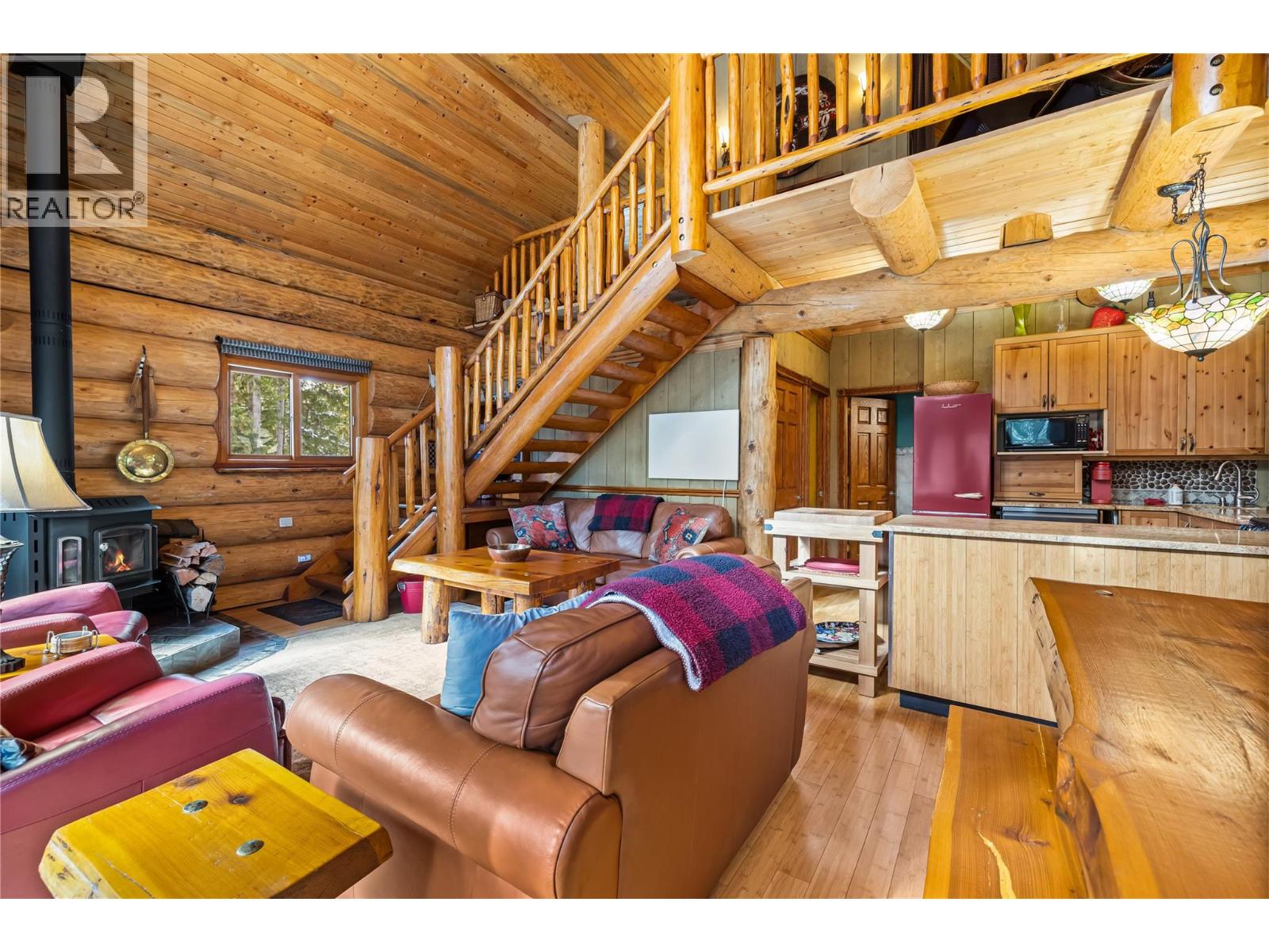 16320 Bowe Road, Crawford Bay, British Columbia  V0B 1E0 - Photo 11 - 10377425