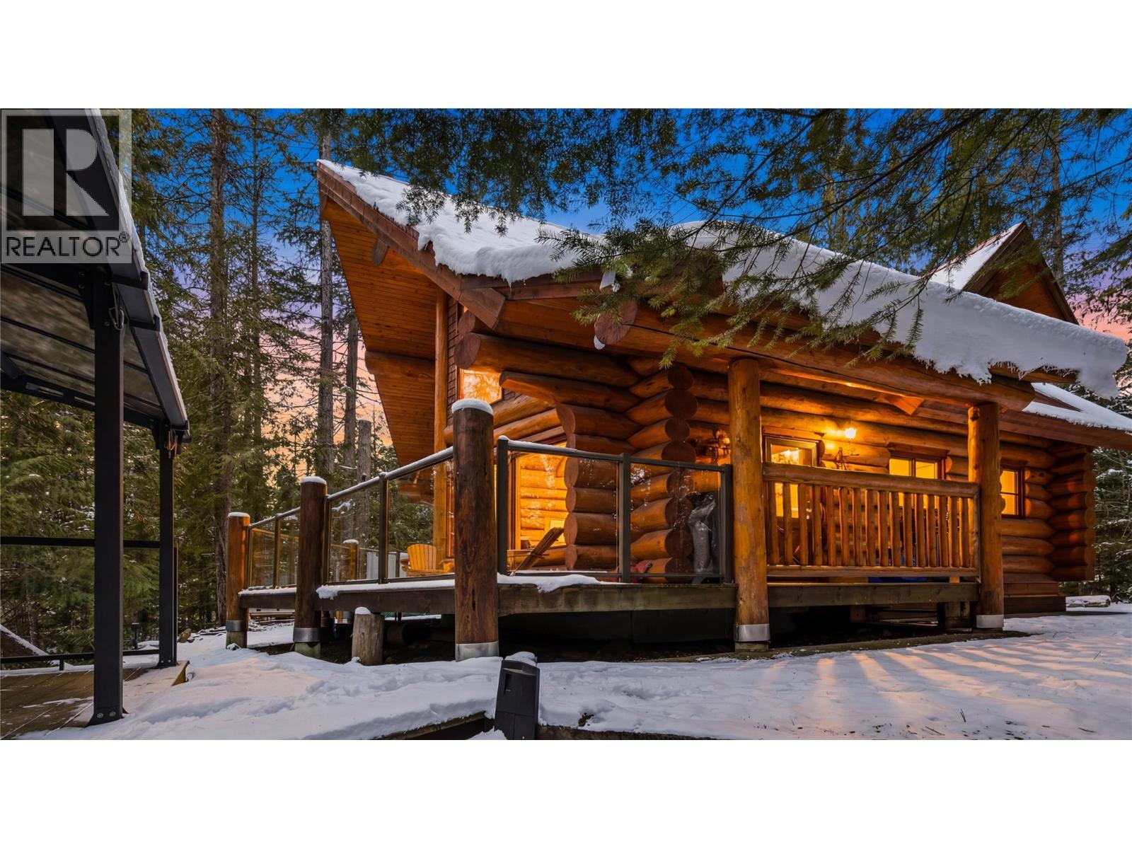 16320 Bowe Road, Crawford Bay, British Columbia  V0B 1E0 - Photo 2 - 10377425