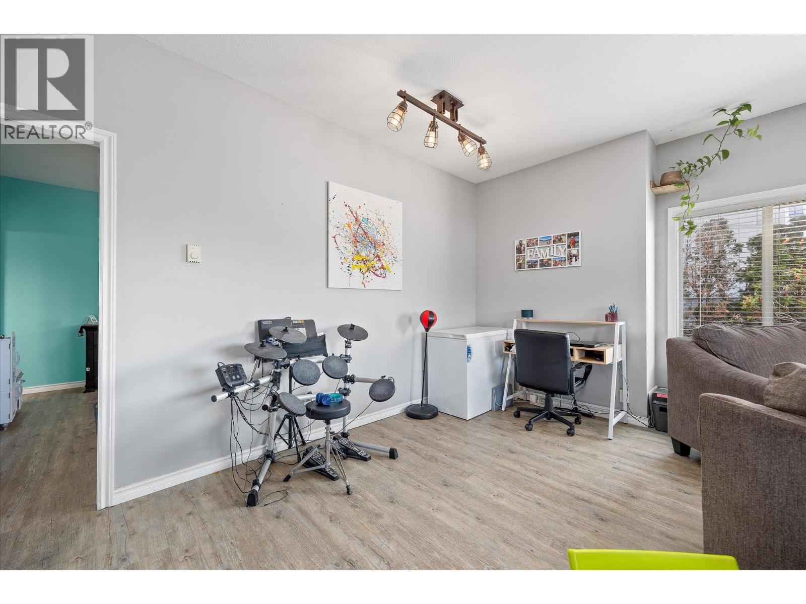 1125 Bernard Avenue Unit# 204, Kelowna, British Columbia  V1Y 6R3 - Photo 13 - 10377341