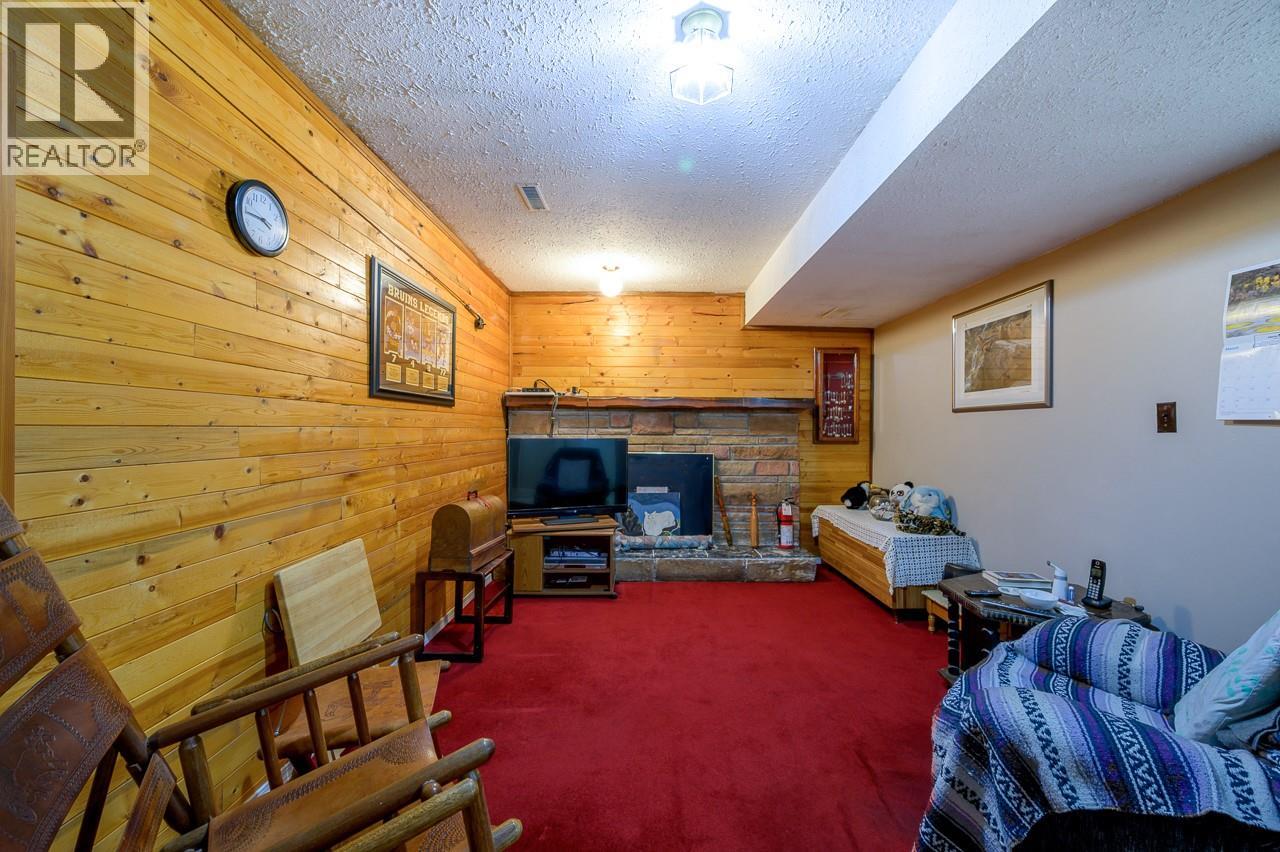 1743 Sheridan Drive, Kamloops, British Columbia  V2B 6B1 - Photo 19 - 10377452