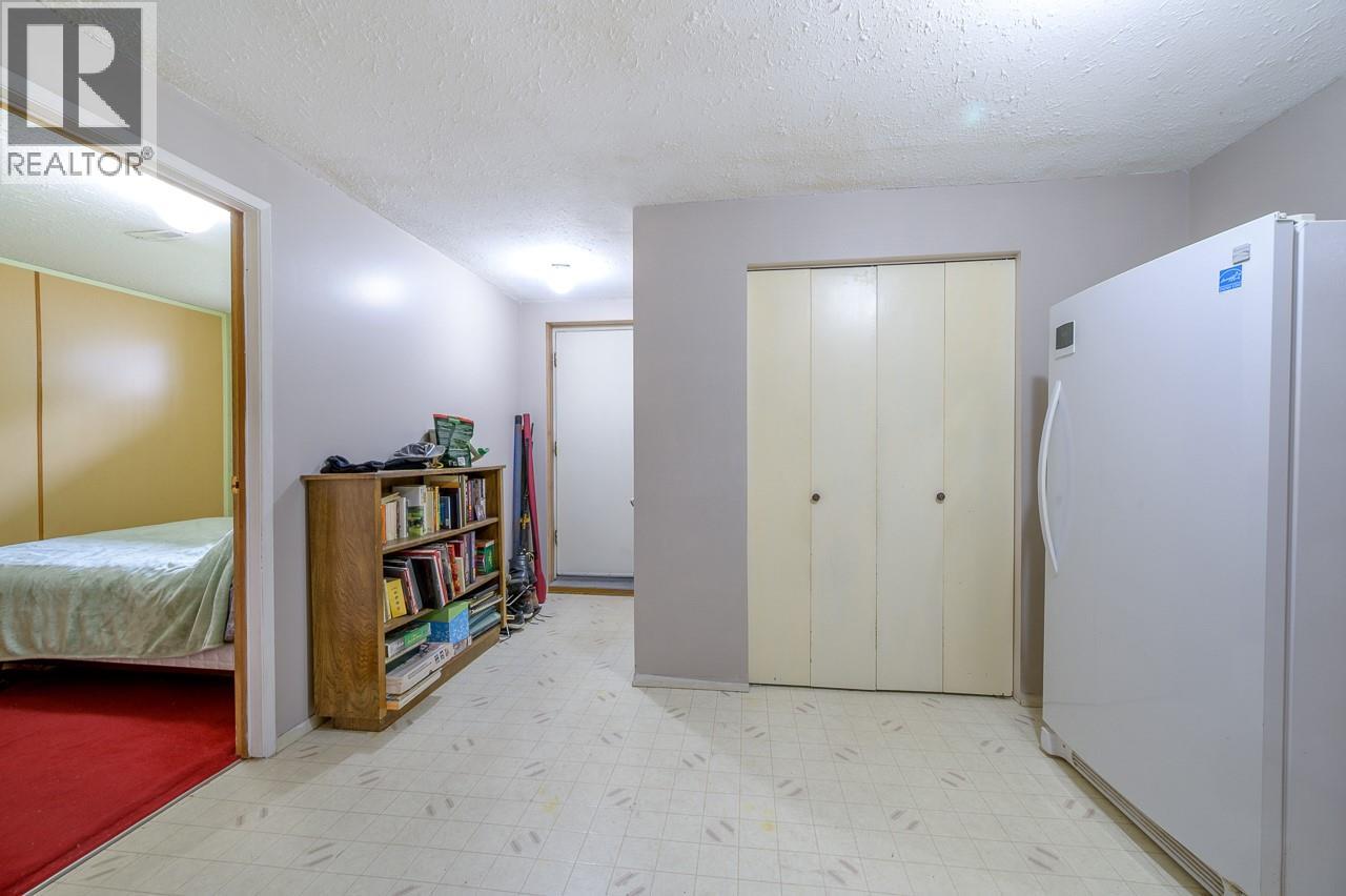 1743 Sheridan Drive, Kamloops, British Columbia  V2B 6B1 - Photo 20 - 10377452