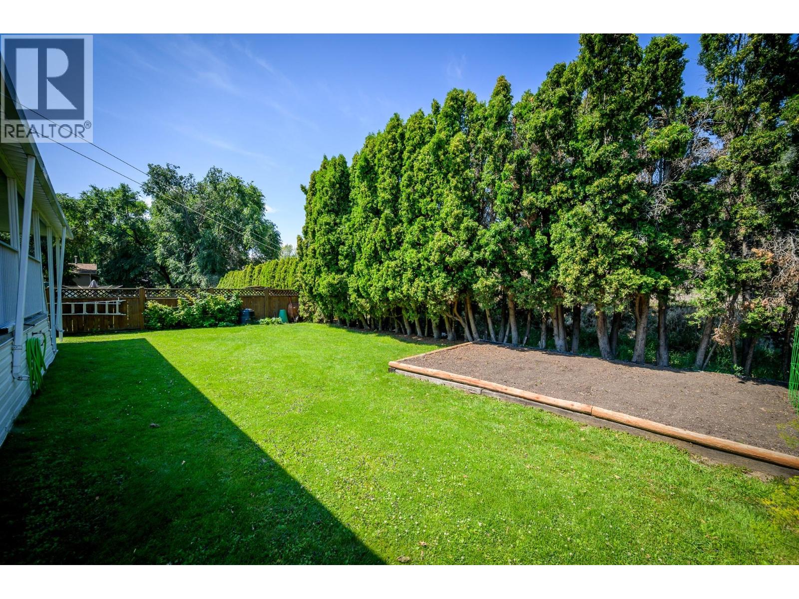 1743 Sheridan Drive, Kamloops, British Columbia  V2B 6B1 - Photo 29 - 10377452