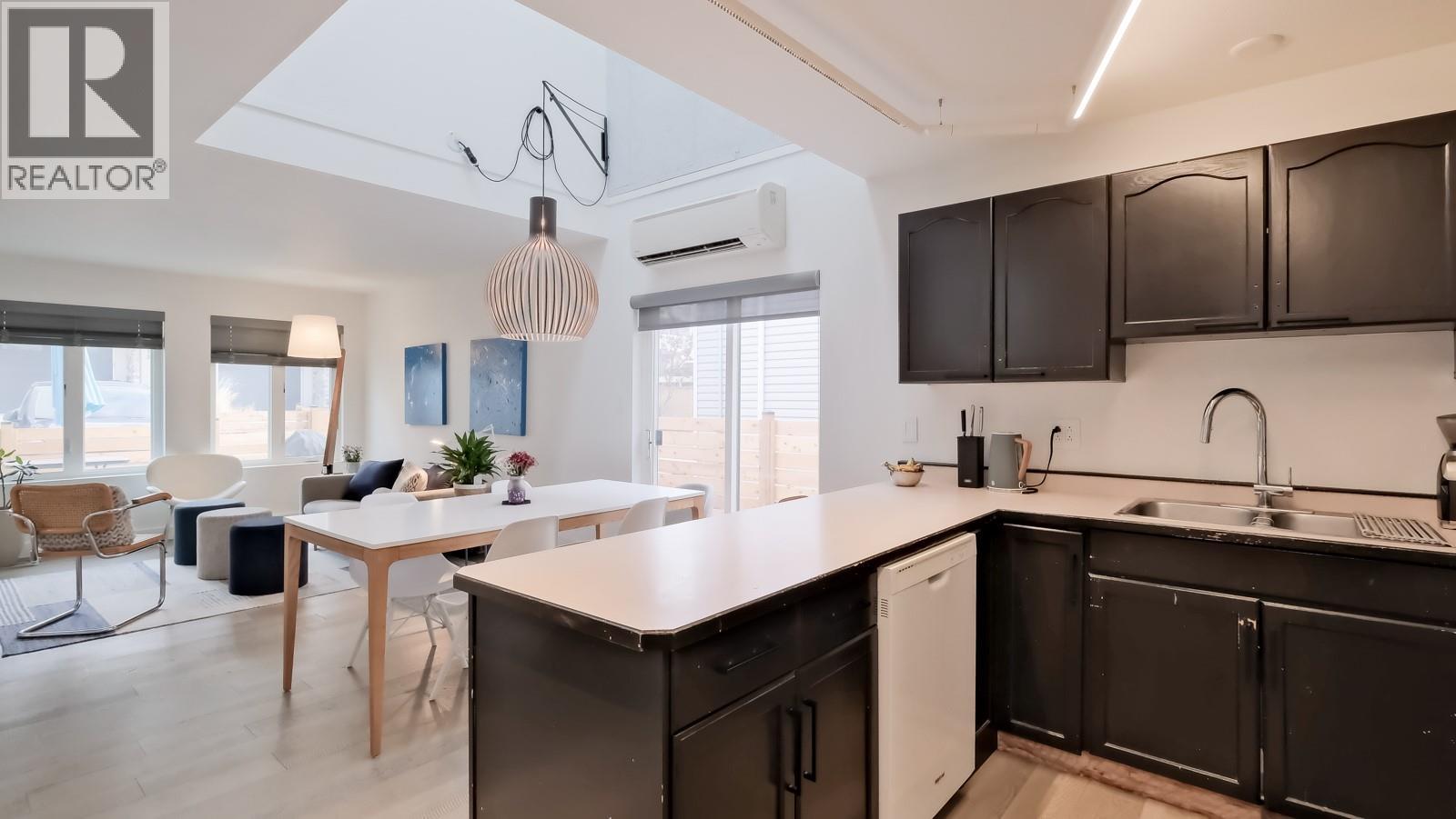 248 Abbott Street Unit# 102, Penticton, British Columbia  V2A 4J4 - Photo 12 - 10377446