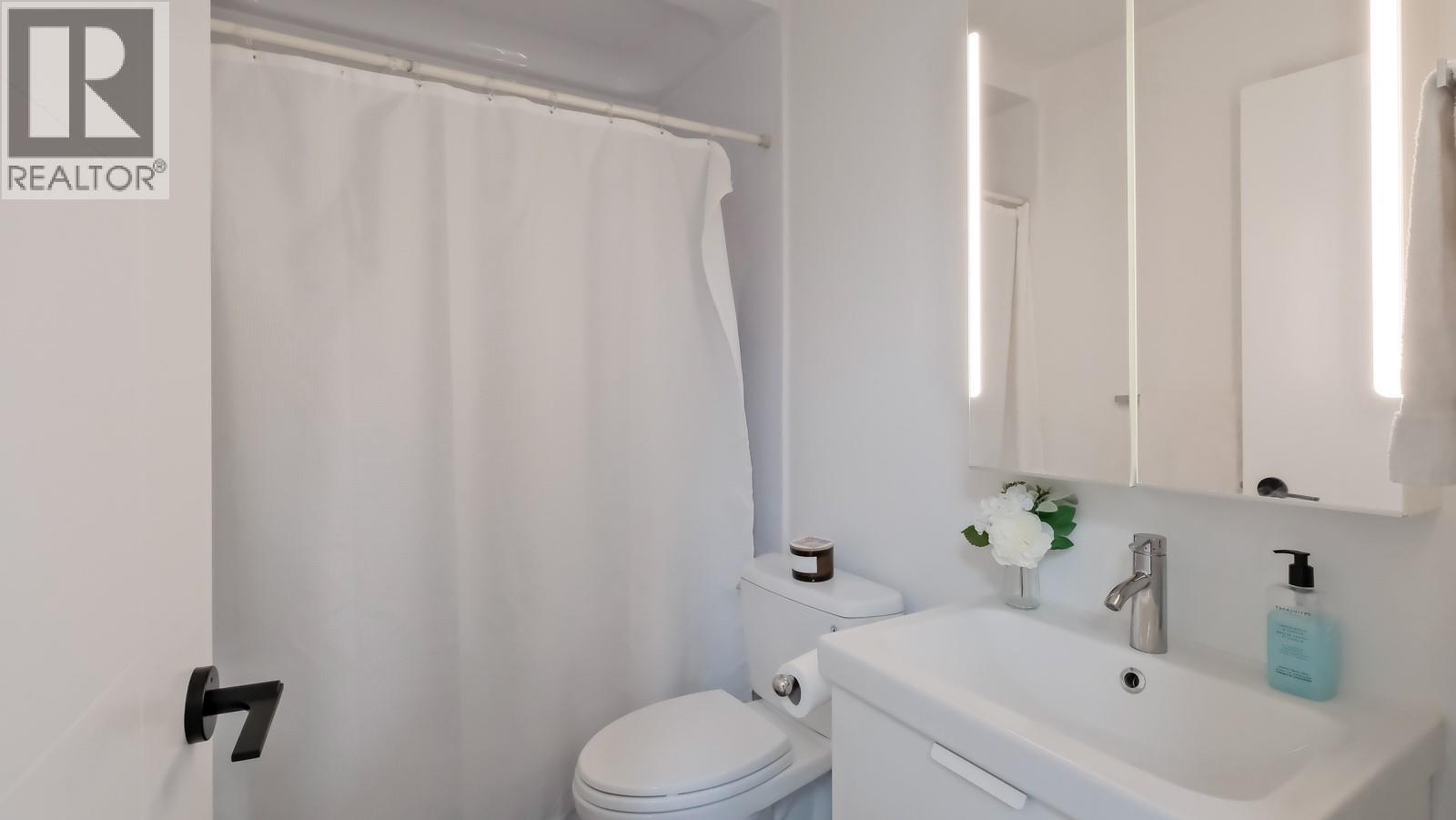 248 Abbott Street Unit# 102, Penticton, British Columbia  V2A 4J4 - Photo 21 - 10377446