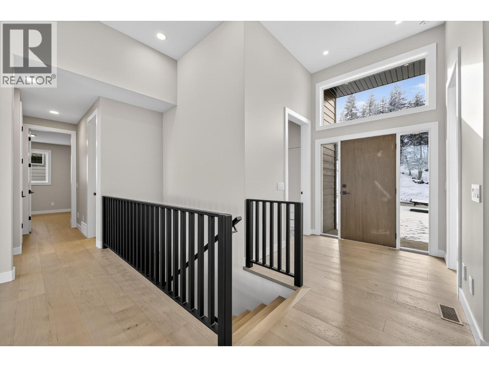 2138 Linfield Drive, Kamloops, British Columbia  V1S 0G3 - Photo 2 - 10377458